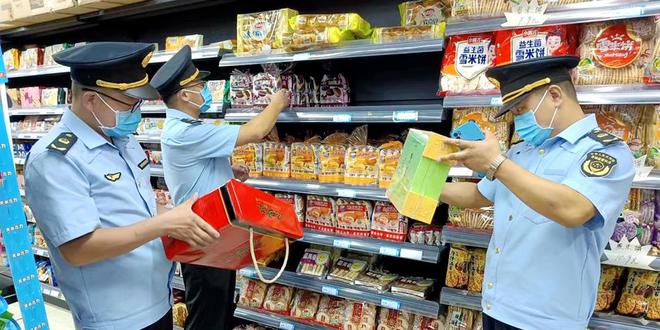 武山县市场监管局洛门市场监管所开展中秋节前食品安全专项检查